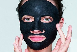 Peeling cosmetico con Carbon Mask - studio medico Aloè